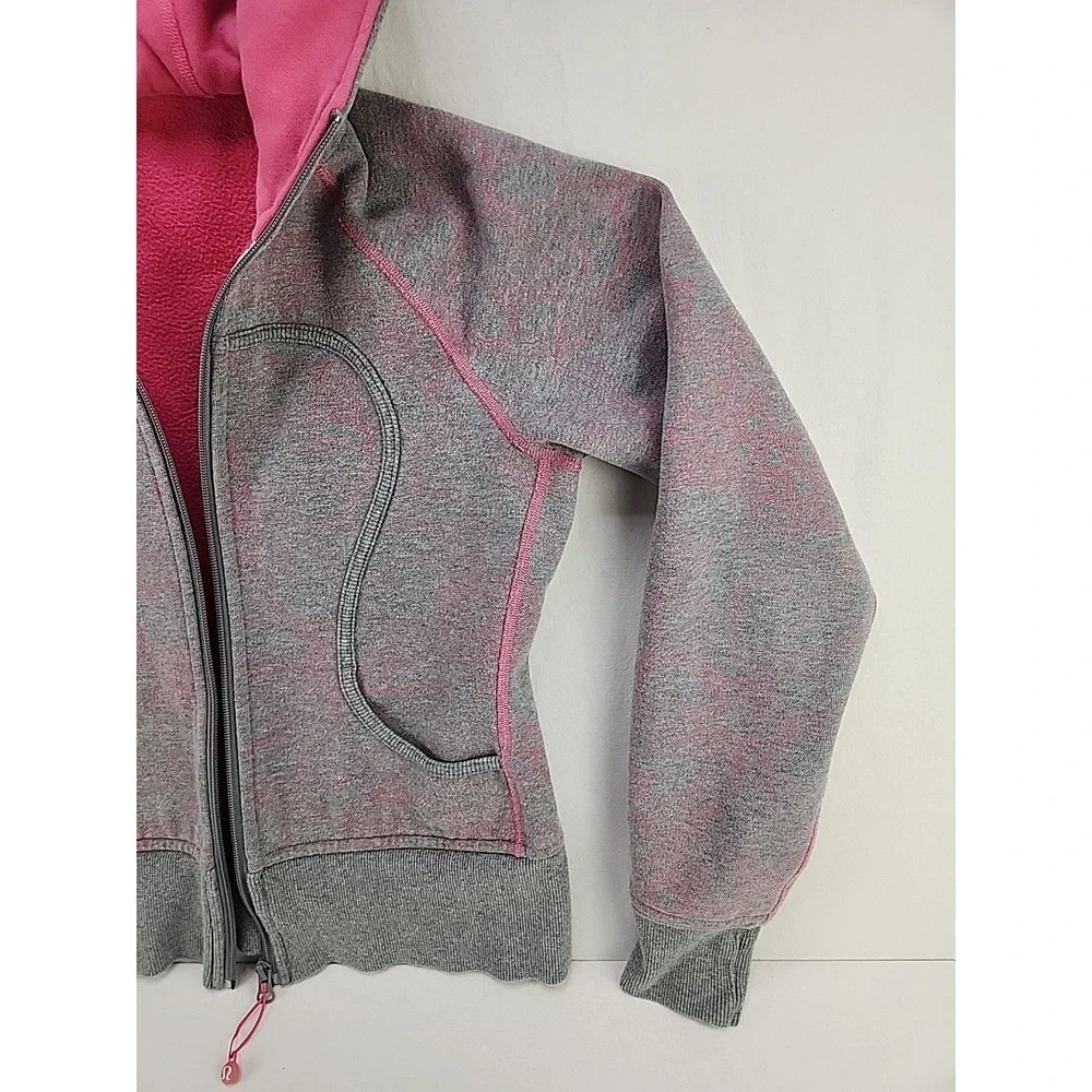 Lululemon Womens Hoodie Size 6 Pink and Gray Flower Motif Long Sleeve Zip Up - Picture 3 of 13